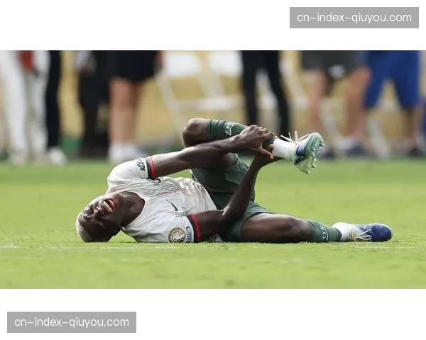 凯塞多拦截与抢断数据领跑，攻防全能撑起蓝军中场